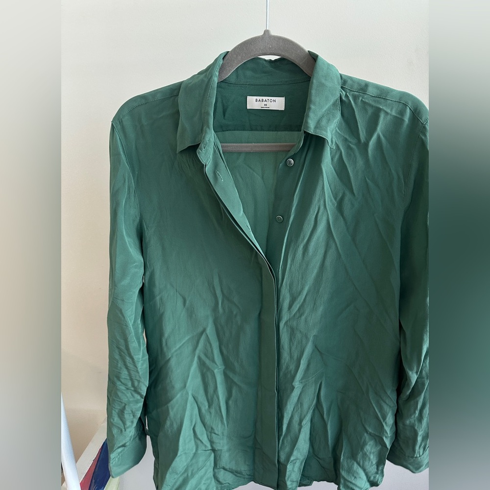 Aritzia Babaton Jewel Green Button Down Shirt